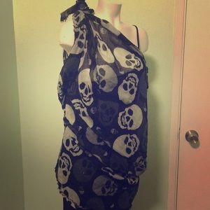 Black and White Skull Large Scarf